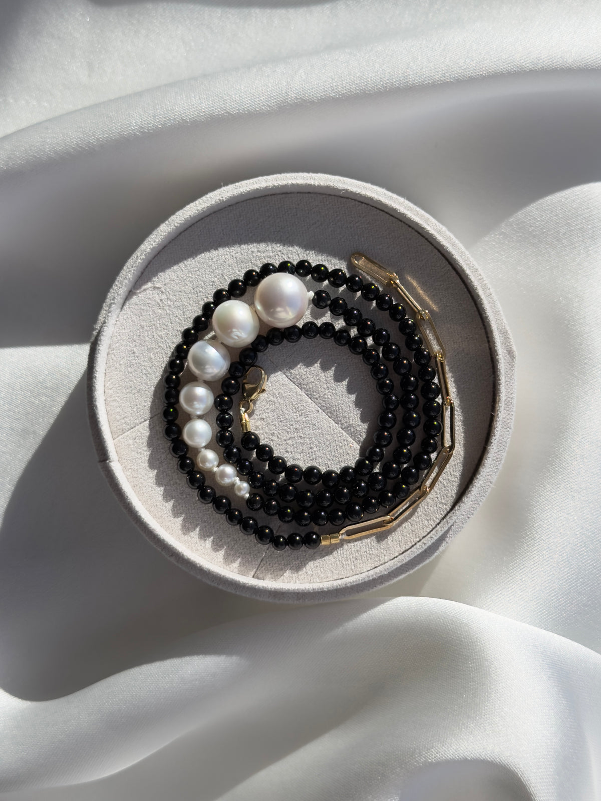 ONYX PEARL